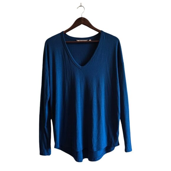 Athleta Cloudlight Relaxed V-Neck Top in Peacock Sz M - Picture 2 of 8